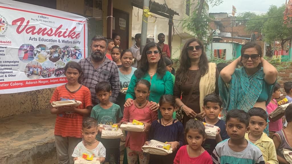 Vanshika Arts Education Welfare Society – group photo, Adarsh Nagar